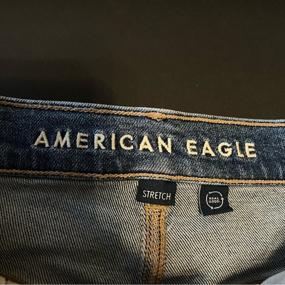 AMERICAN EAGLE Super High Rise Baggy Straight Cargo Jeans size 4, medium wash - Picture 10 of 16